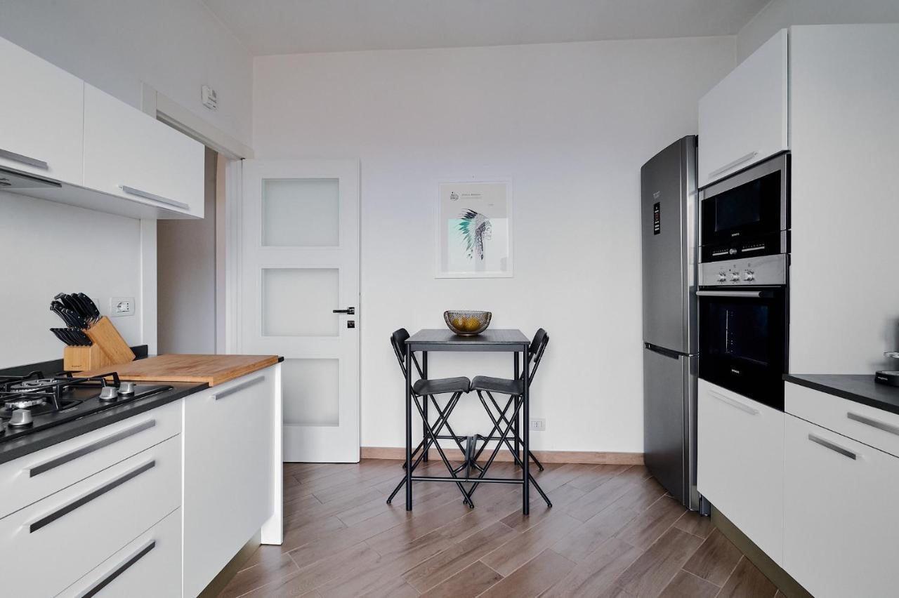 Lux 180Sqm Flat - Entire Last Floor Milan Exterior photo